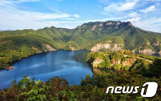 본문 이미지 - 화순적벽. (문화재청 제공) 2017.2.9 ⓒ 뉴스1