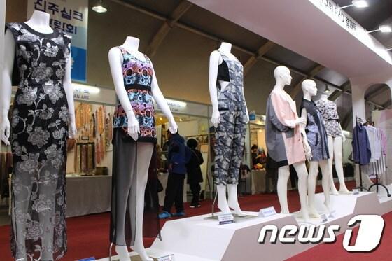 본문 이미지 - 진주실크가 제2의 전성기 맞이 하고 있다.ⓒ News1