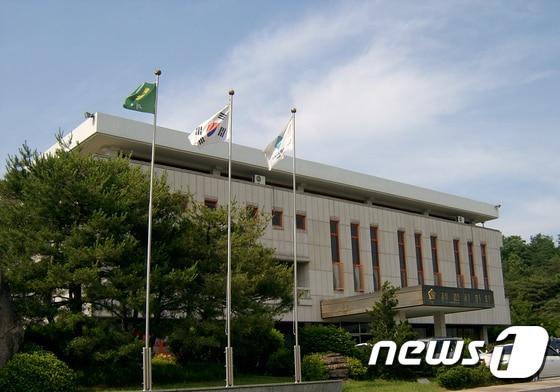 본문 이미지 - 내년 월정수당을 24% 올리기로 결정한 제천시의회. (자료사진) ⓒ News1