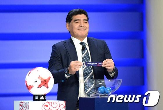 본문 이미지 - 디에고 마라도나