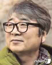 본문 이미지 - 투병 중 광주에서 백혈병·소아암 환아돕기 사진전 여는 유병완 작가.(전남대병원 제공)2017.03.03/뉴스1 ⓒ News1 박준배 기자