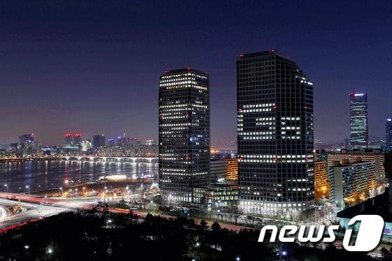 본문 이미지 - 서울 여의도에 위치한 LG그룹 사옥. (LG전자 제공) 2017.3.31/뉴스1