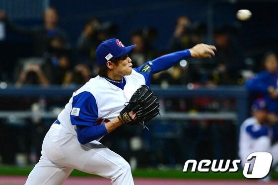 본문 이미지 - 대만 대표팀의 에이스 천관위. 2017.3.9/뉴스1 ⓒ News1 임세영 기자