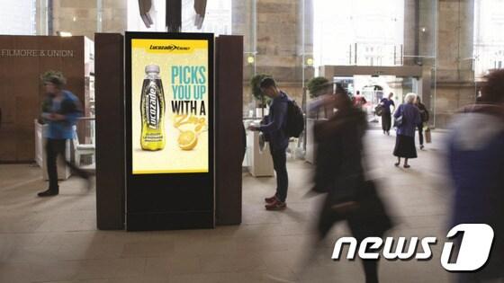 본문 이미지 - 스마트관광안내표지판 예(서울시 제공)ⓒ News1