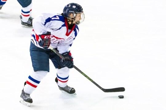 본문 이미지 - 여자 아이스하키 대표팀의 주장 이규선. 그는 2000년 처음 국가대표에 발탁된 뒤 벌써 18년째 태극마크를 달고 있다. (대한아이스하키협회 제공). ⓒ News1