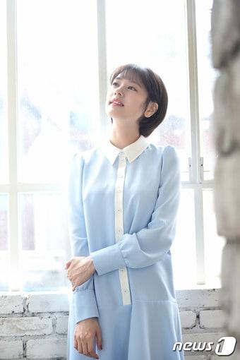 본문 이미지 - 2017. 04. 06. 삼청동 카페, 영화 '아빠는 딸' 배우 정소민 인터뷰. ⓒ News1 권현진 기자
