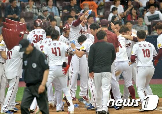 본문 이미지 - 기회의 땅이 된 넥센 히어로즈. /뉴스1 ⓒ News1 구윤성 기자