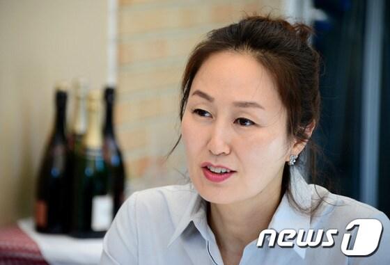 본문 이미지 - 최근 서울 용산구 한남동의 한 이탈리안레스토랑에서 뉴스1과 인터뷰를 하고 있는 김보영 이탈리아관광청 한국사무소  소장ⓒ News1 박정호 기자