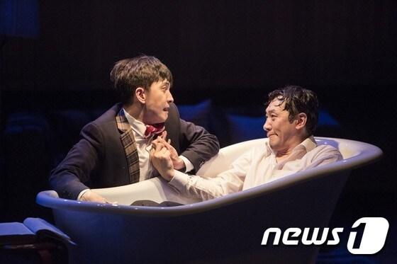 본문 이미지 - 연극 '킬 미 나우' 공연장면 (사진=연극열전)