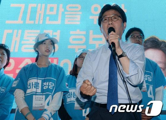 본문 이미지 - 유승민 전 국회의원과 딸 유담양. ⓒ 뉴스1 박세연 기자