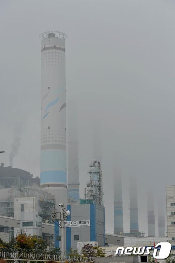 본문 이미지 - 화력발전소 모습.(사진은 기사 내용과 무관함) /뉴스1