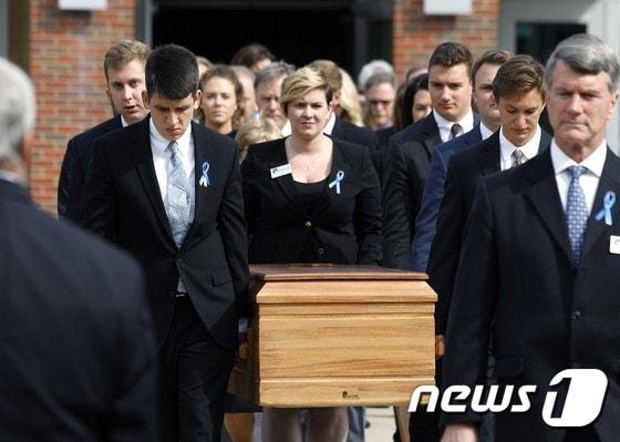 본문 이미지 - 미국 대학생 오토 웜비어 장례식. ⓒ AFP=뉴스1