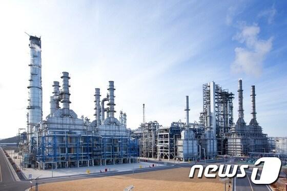 본문 이미지 - 한화토탈 방향족2공장 전경ⓒ News1