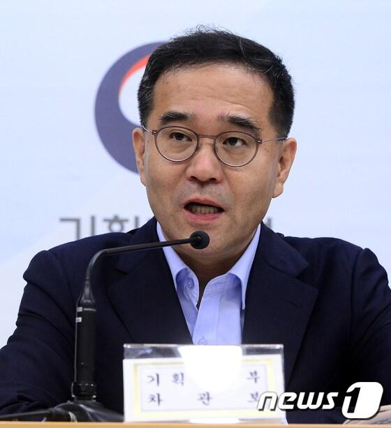 본문 이미지 - 이찬우 전 금감원 수석부원장 /뉴스1 ⓒ News1 장수영 기자