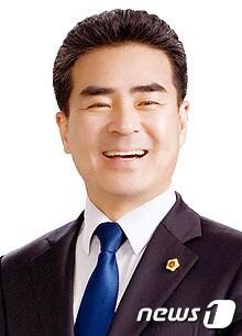 본문 이미지 - 제주도의회 김용범 의원.ⓒ News1