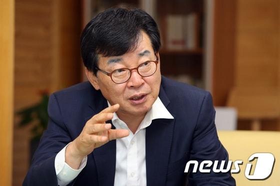 본문 이미지 - 김성 장흥군수./뉴스1