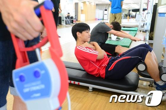 본문 이미지 - 국민체력인정등급이 기존 3등급에서 6등급으로 세분화한다. 뉴스1 DB ⓒ News1 신웅수 기자