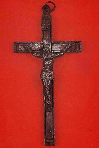 본문 이미지 -  다산 정약용 십자가. 부산 오륜대 한국순교자박물관 소장품이다. ⓒ News1