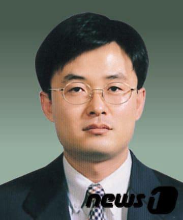 본문 이미지 - 김진동 서울중앙지법 부장판사. ⓒ News1