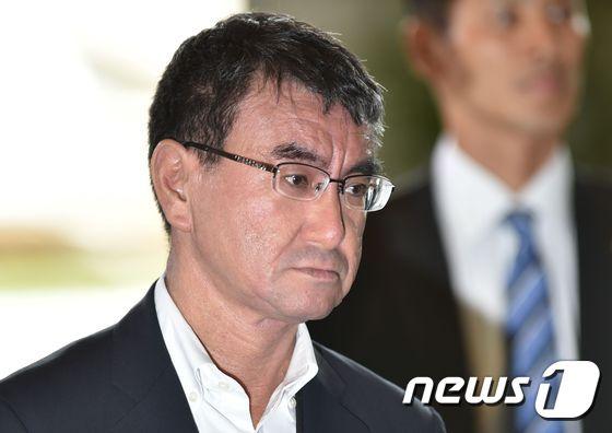 본문 이미지 - 고노 다로 신임 일본 외무상. ⓒ AFP=뉴스1