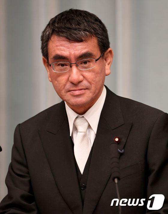 본문 이미지 - 고노 다로 신임 일본 외무상. ⓒ AFP=뉴스1