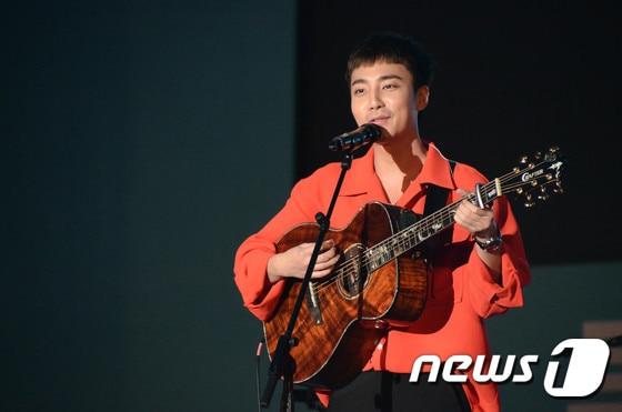 본문 이미지 - 가수 로이킴(본명 김상우·25). ⓒ News1 고재교 기자