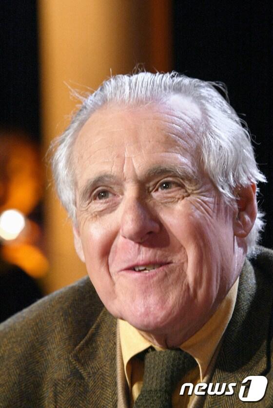 본문 이미지 - 프랑스 요리 평론가 크리스티앙 미요. (자료사진) ⓒ AFP=뉴스1