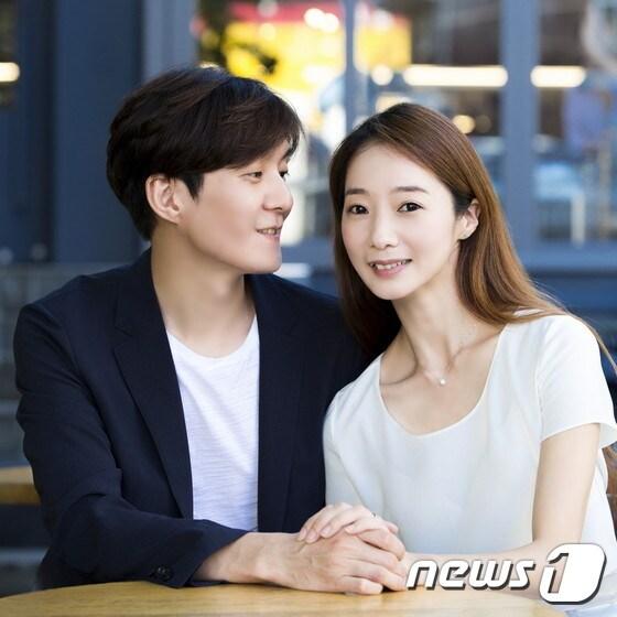 본문 이미지 - 현역 수석무용수 부부 황혜민(오른쪽)·엄재용 ⓒ News1