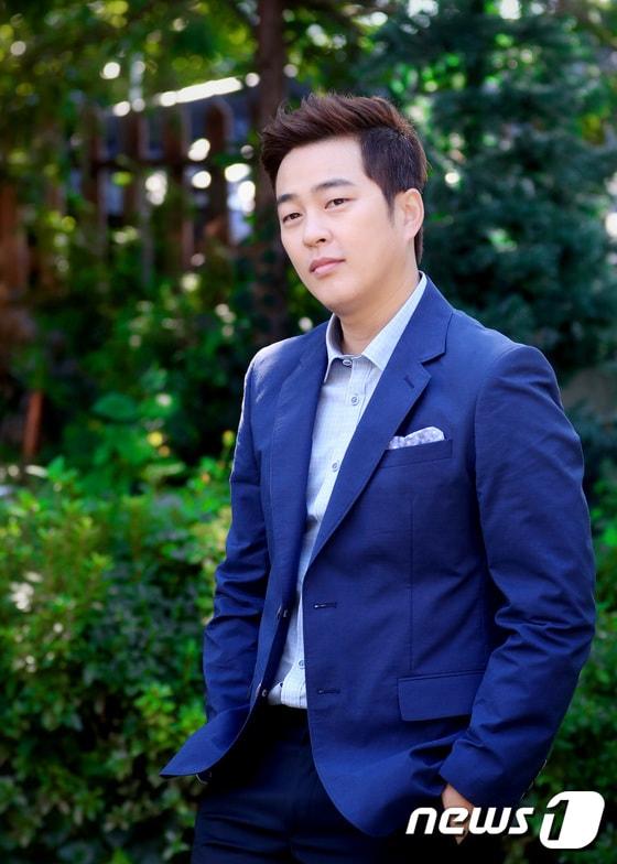 본문 이미지 - 2017.9.15. 삼청동 카페. 드라마 '언니가 살아있다' 배우 박광현 인터뷰 ⓒ News1 권현진 기자