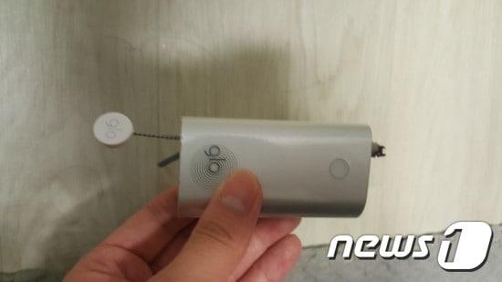 본문 이미지 - BAT '글로'의 네오스틱이 기기에 눌어붙어 빠지지 못하고 중간에 끊어졌다. (글로코리아 커뮤니티) ⓒ News1