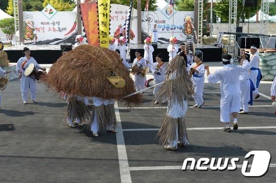 본문 이미지 - 음성군 설성문화제 거북놀이 모습.ⓒ News1