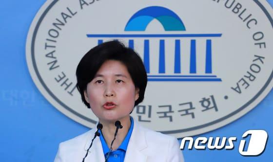 본문 이미지 - 백혜련 더불어민주당 대변인. 뉴스1 ⓒ News1 이동원 기자