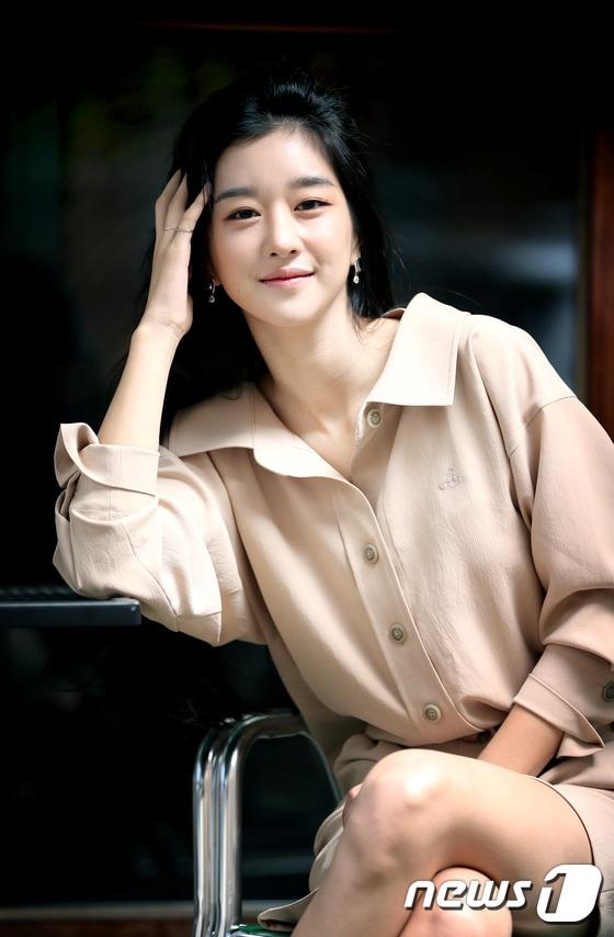 본문 이미지 - 2017.9.28.신사동 가로수길 인근 카페. tvN 드라마 '구해줘' 서예지 인터뷰. ⓒ News1 권현진 기자