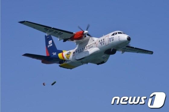 본문 이미지 - 해양경찰 항공기 / 뉴스1