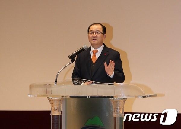 본문 이미지 - 이석화 청양군수는 2일 올해 "사람 중심 군정을 펼치겠다"고 밝혔다. 사진제공=청양군청ⓒ News1