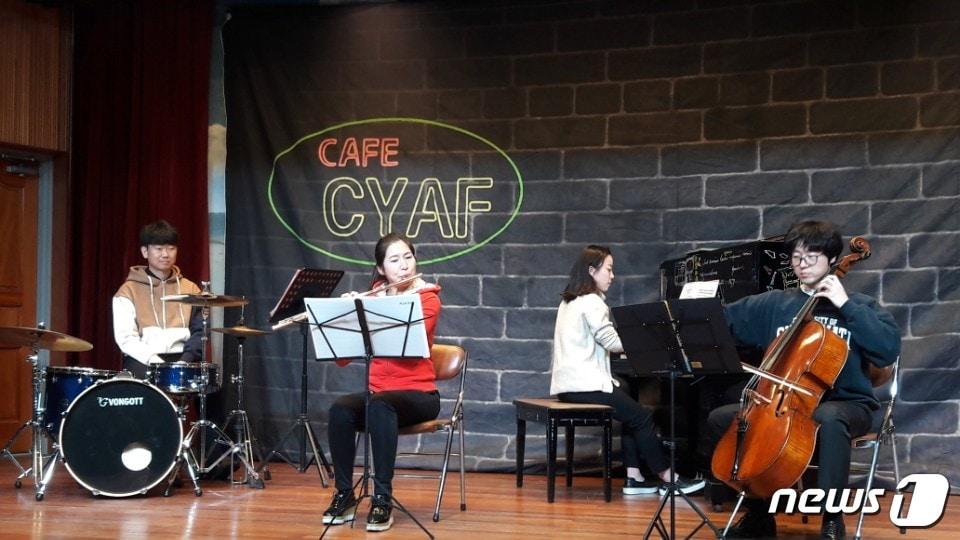 본문 이미지 - 충북도교육청 학교급식 조리종사원 힐링 연수 ⓒ News1