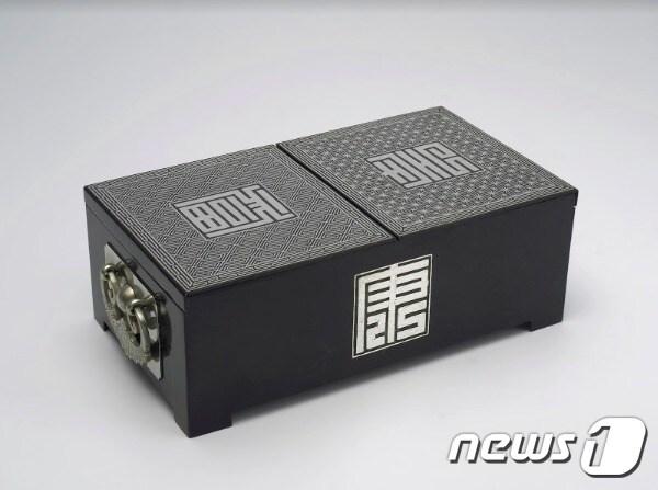 본문 이미지 - 이경노, 은입사 사각 합 Silver Inlaid Box, 2017, 21.5 x 12 x 7.7 cmⓒ News1