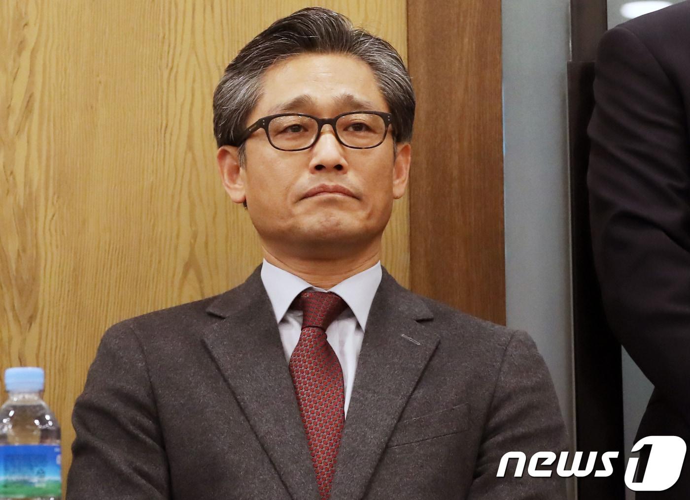 본문 이미지 - 양해영 KBO (한국야구위원회) 전 사무총장이 3일 서울 강남구 캠코 양재타워에서 열린 KBO 총재 이·취임식에 참석하고 있다. 2018.1.3/뉴스1 ⓒ News1 송원영 기자