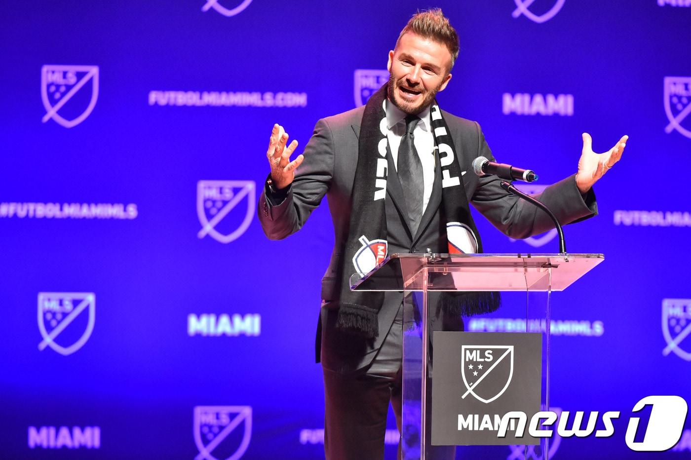 본문 이미지 - MLS는 30일(한국시간) 베컴이 구단주로 있는 마이애미의 리그 합류를 공식 발표했다. ⓒ AFP=News1