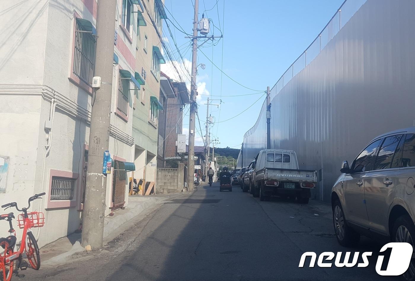 본문 이미지 - 주거환경개선사업이 한창 진행중인 수원 고등지구. ⓒ News1 유재규 기자