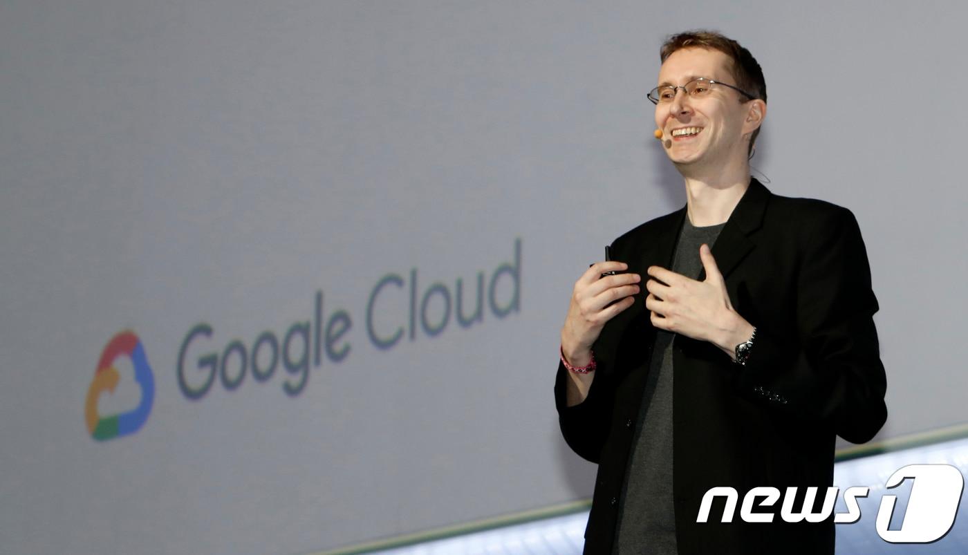 마쿠 레피스토 구글 솔루션 아키텍트가 지난해 열린 &#39;구글 클라우드 서밋&#39; 행사에서 발표하고 있다.  2018.10.25/뉴스1 ⓒ News1 이승배 기자