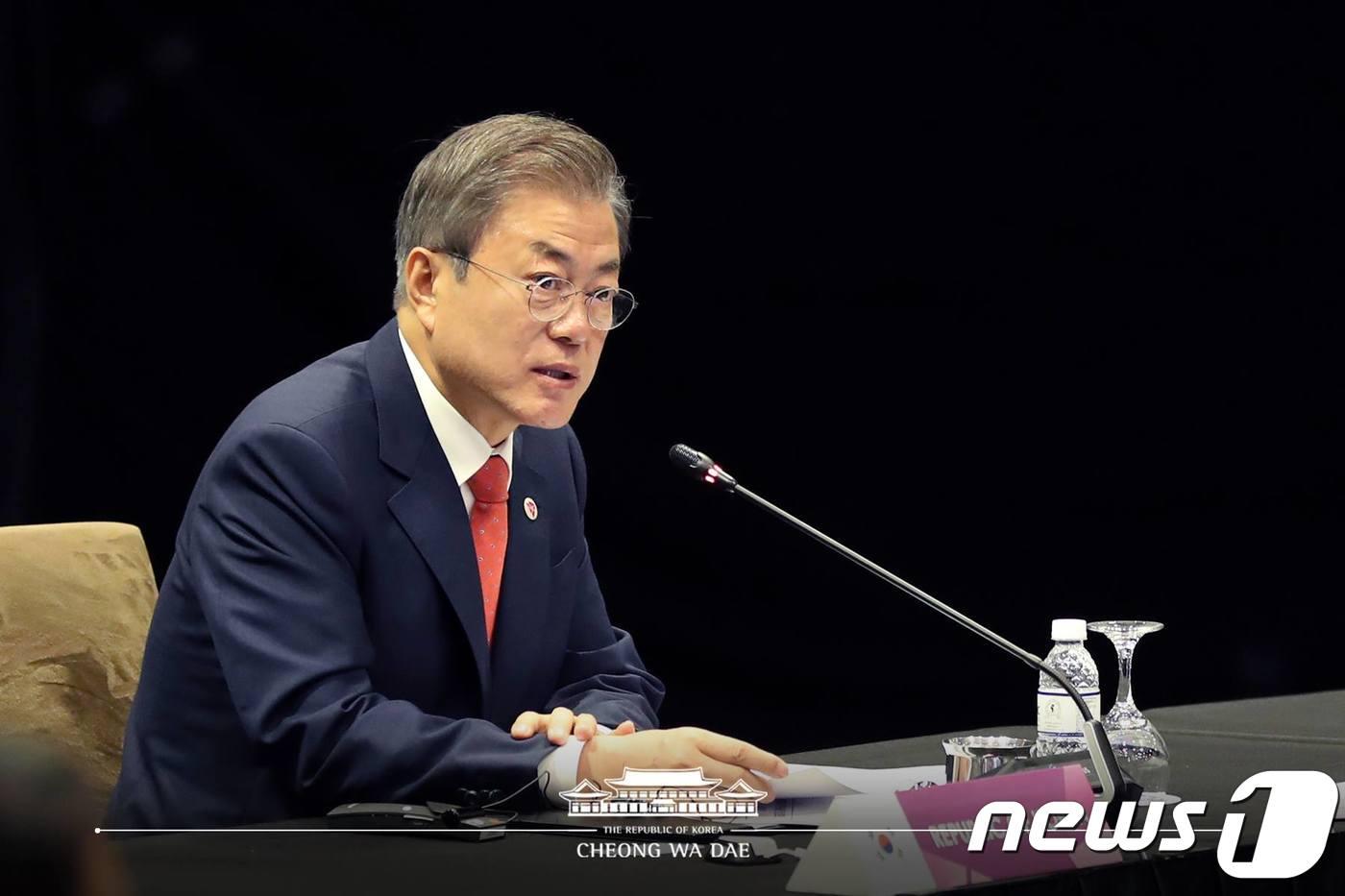 문재인 대통령. (청와대 페이스북) 2018.11.14/뉴스1