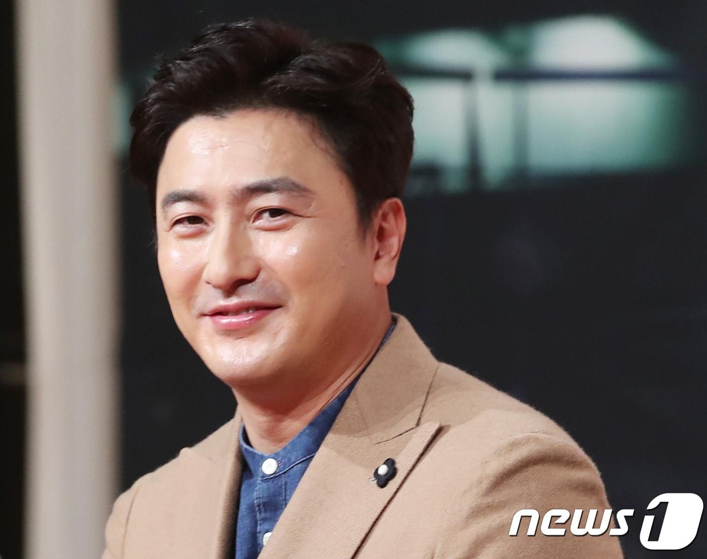 본문 이미지 - 국가대표 축구선수 출신의 안정환2018.11.19/뉴스1 ⓒ News1 권현진 기자