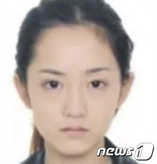 본문 이미지 - 중국에서 화제가 된 미모의 사기 혐의 수배자 칭첸 징징. (출처=중국 소셜네트워크서비스 웨이보) ⓒ News1