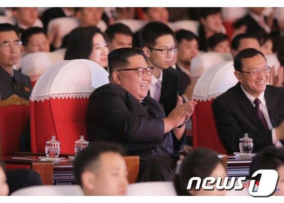 본문 이미지 - 김정은 북한 국무위원장 (노동신문) 2018.11.5/뉴스1 ⓒ News1 신웅수 기자