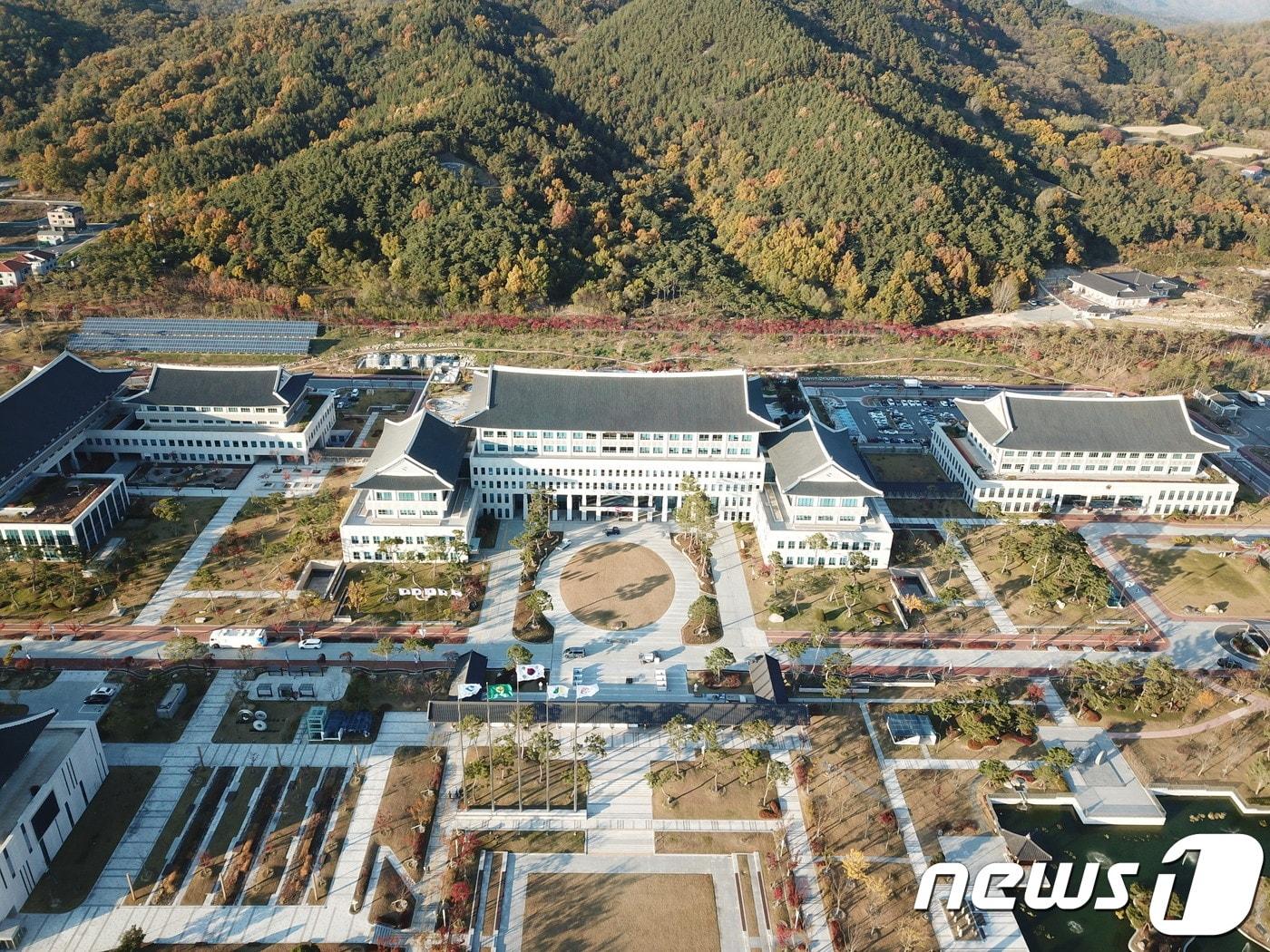 본문 이미지 - 경북도 안동시 풍천면 갈전리 경북도청 전경(자료사진) ⓒ News1 김대벽 기자