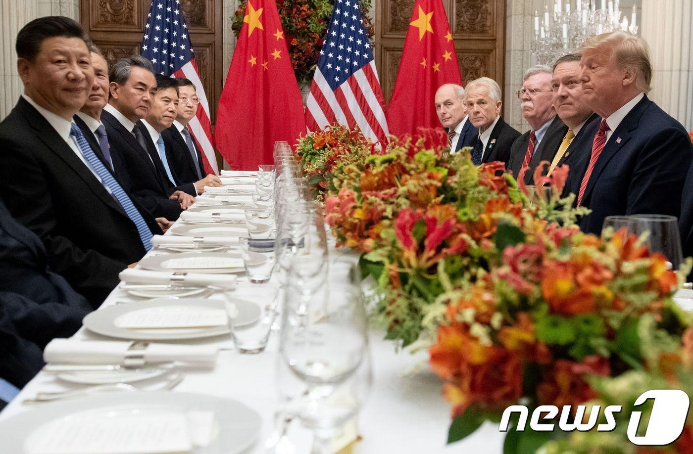 지난 1일 아르헨티나에서 도널드 트럼프 미국 대통령과 시진핑 중국 국가주석이 정상회담을 하고 있다. ⓒ AFP=뉴스1 ⓒ News1 