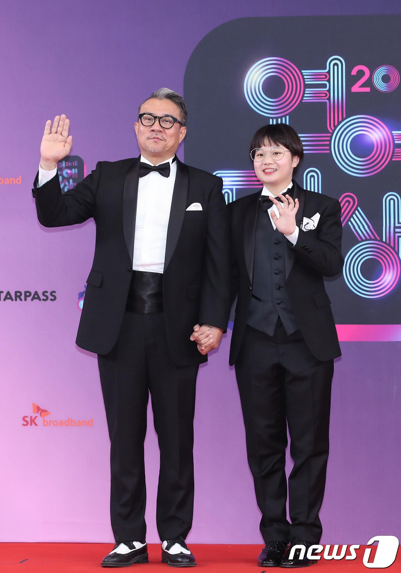 본문 이미지 - 가수 김성수(왼쪽) 딸 김혜빈 ⓒ News1 