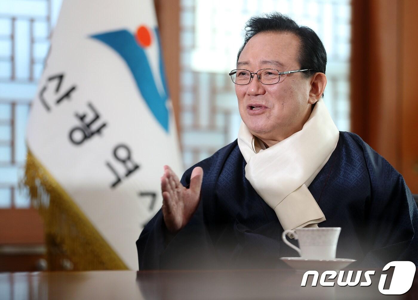 본문 이미지 - [인터뷰] 송철호 울산시장. 2019.1.1/뉴스1 ⓒ News1 이윤기 기자