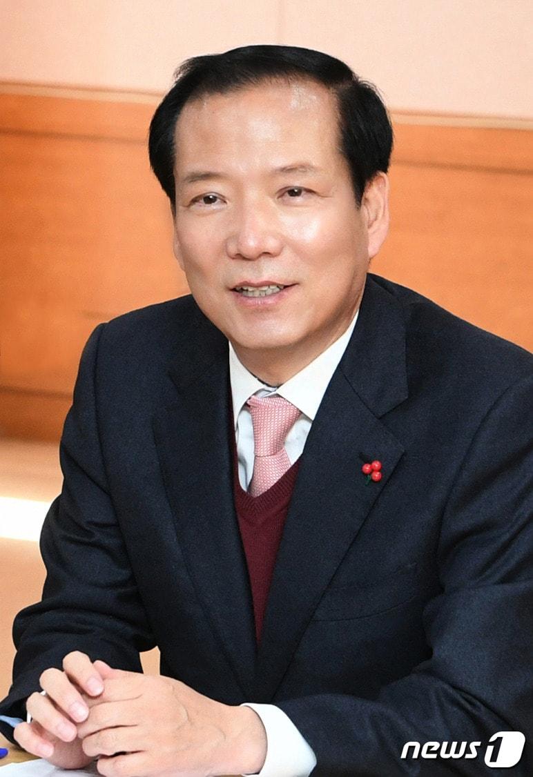 본문 이미지 - 구인모  경남 거창군수.ⓒ News1